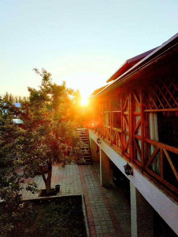 Guest House Albatros Cholpon-Ata Ruang foto
